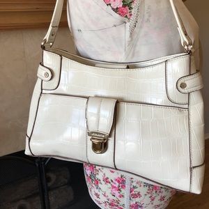 Liz Claiborne medium shoulder bag